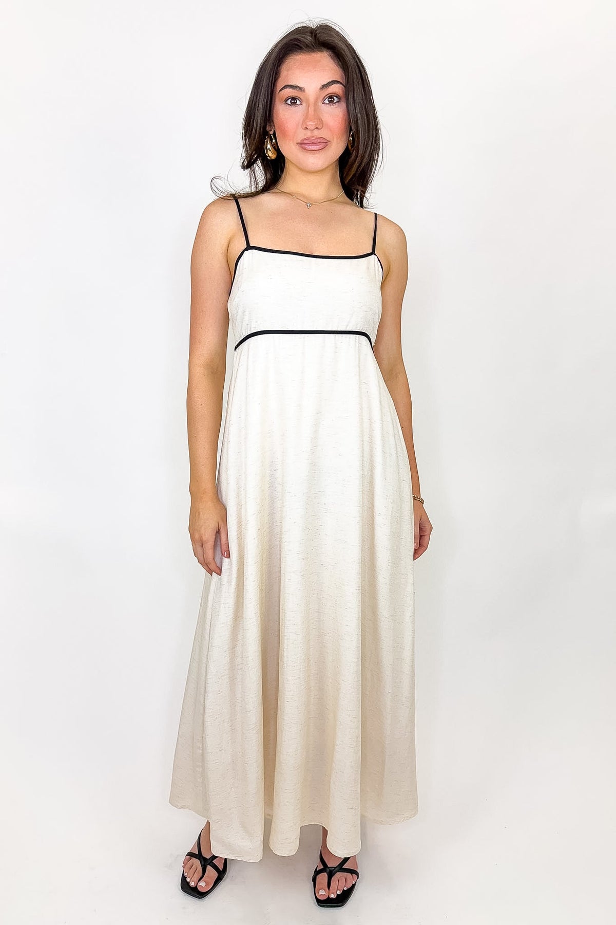 The Contrast Charm Empire Waist Maxi Dress